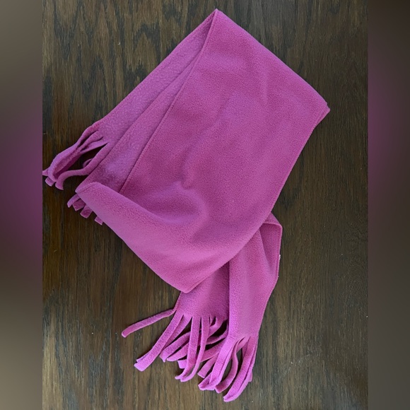 Gently used hot pink beanie and scarf set. No brand. - Picture 2 of 3